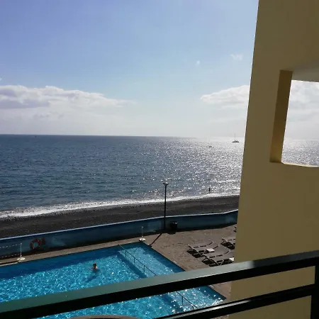 By The & Pool Apartamento *