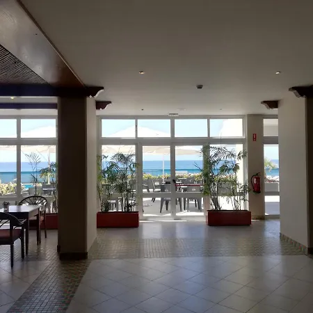 By The & Pool Apartment *